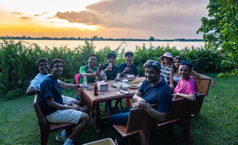 Phnom Penh: Silk Island Sunset by Tuk Tuk with food & drinks - Key Points