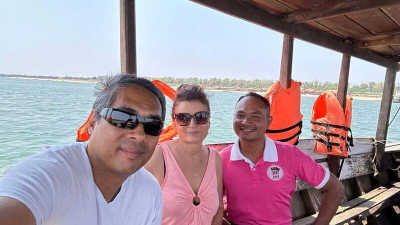 Phnom Penh: Street Art and Food Tour with Pickup and Beer - Is This Tour Right for You?