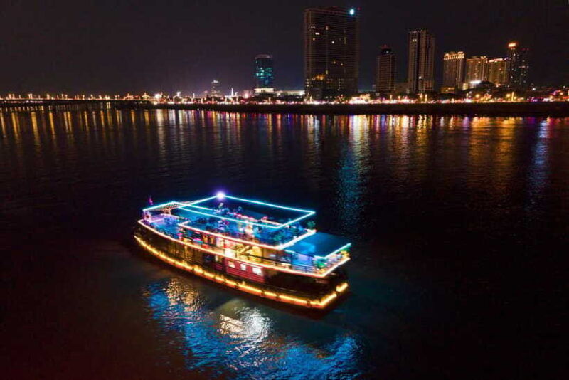 phnom-penh-sunset-city-lights-dinner-cruise-with-live-band