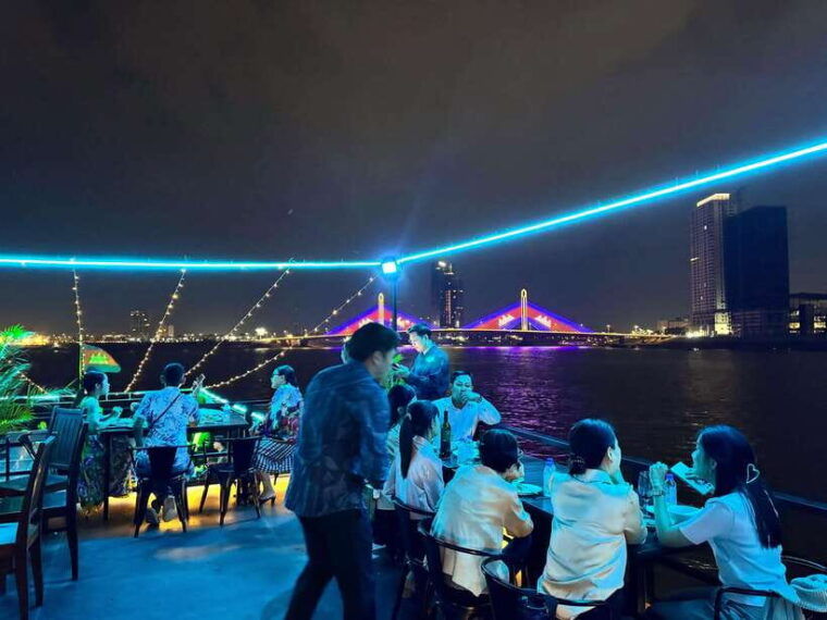 phnom-penh-sunset-city-lights-dinner-cruise-with-live-band