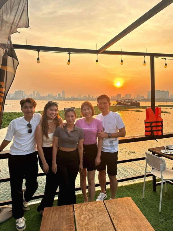 phnom-penh-sunset-cruise-with-freeflow-beers-bbq-buffet