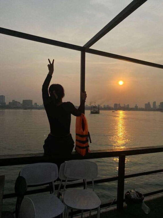 phnom-penh-sunset-cruise-with-unlimited-beers-bbq-buffet
