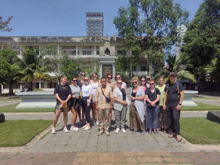 phnom-penh-the-killing-fields-tuol-sleng-genocide-museum