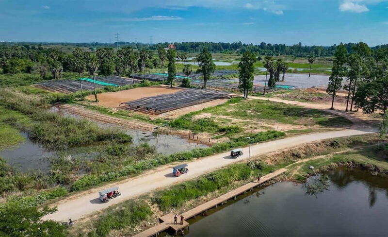 phnom-penh-to-silk-island-by-tuk-tuk-with-local-expert