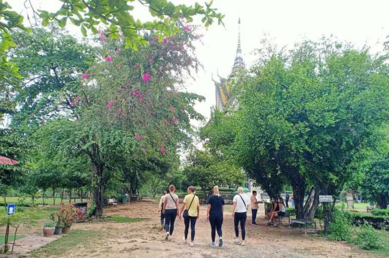 Phnom Penh: Tuol Sleng & Killing Fields Guided Tour - A Deep Dive into the Experience