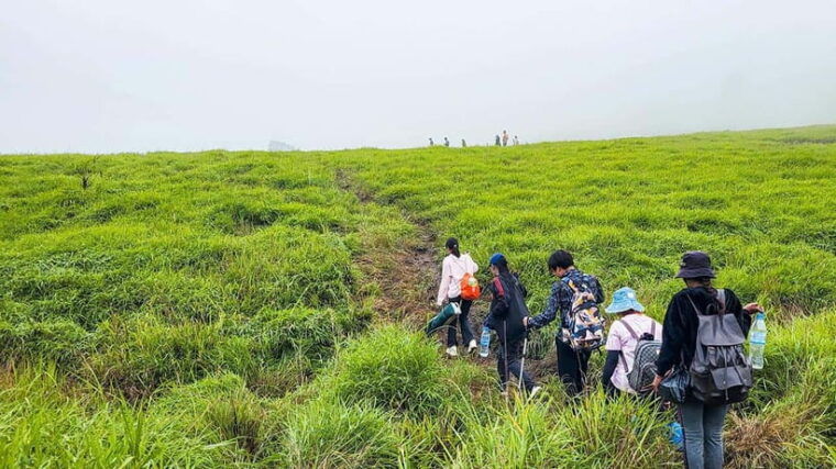 phnompenh-2-day-trekking-camping-to-mt-knang-phsar