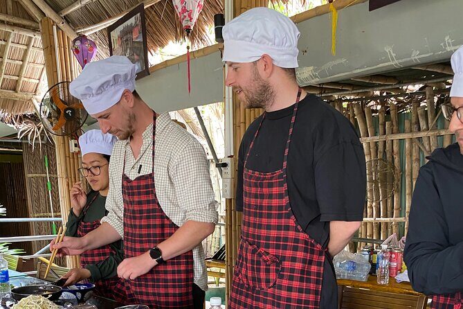 Pho Making with Market and Basket Boat Tour - An Honest Look at the Tour Experience