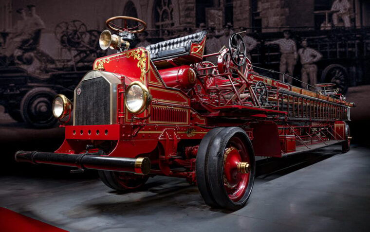 phoenix-hall-of-flame-museum-of-firefighting-entry-ticket