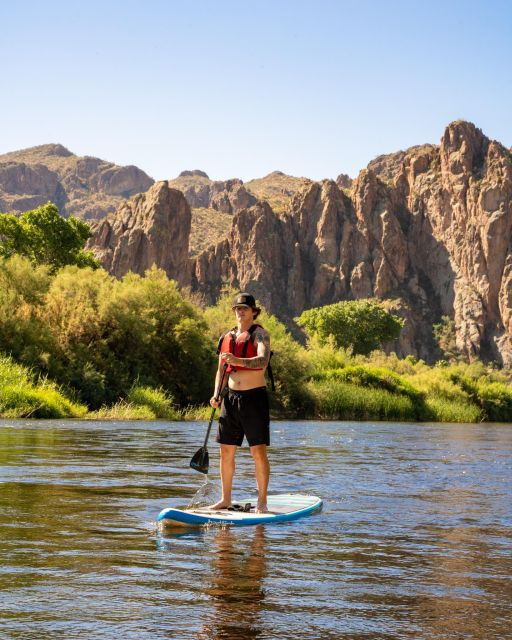 phoenix-mesa-guided-kayaking-trip-on-saguaro-lake