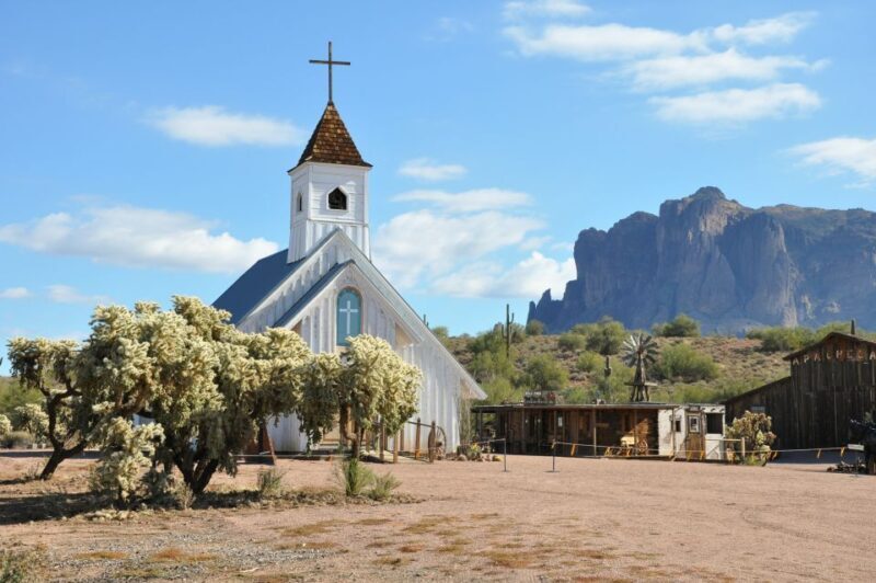 Phoenix/Scottsdale: Apache Trail Tour & Canyon Lake Cruise - Who Should Take This Tour?