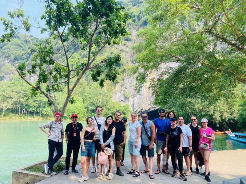 phong-nha-cave-paradise-cave-guided-tour-boat-explore