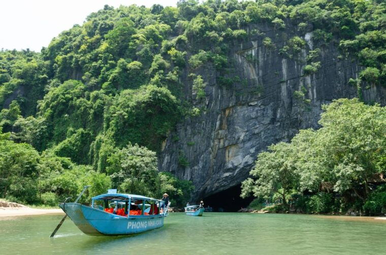 phong-nha-full-day-paradise-cave-and-phong-nha-cave-tourl