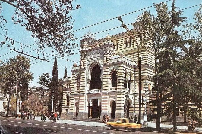 photo-quest-in-tbilisi-and-travel-in-time-for-children-and-adults