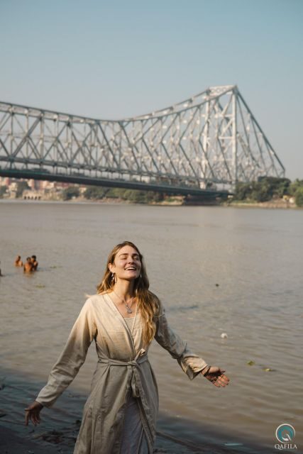 Photo Shoot cum Walk in The City of Joy - Street Life and Local Markets