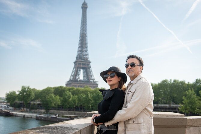 photo-shoot-in-the-eiffel-tower-area