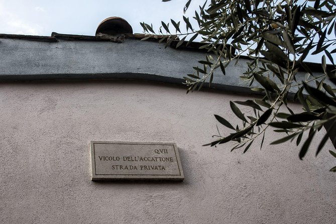 photo-tour-in-the-popular-district-of-pigneto