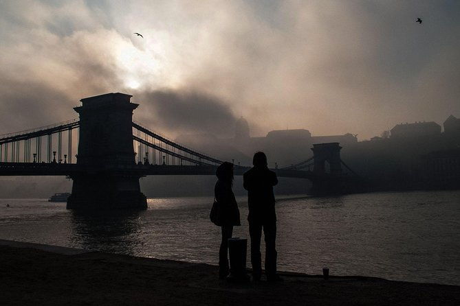 photography-and-walking-tour-in-8th-district-budapest