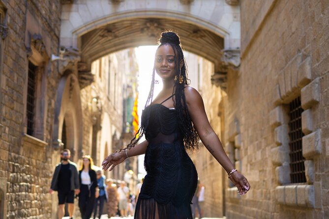 photography-tour-in-barcelona-with-a-professional-photographer