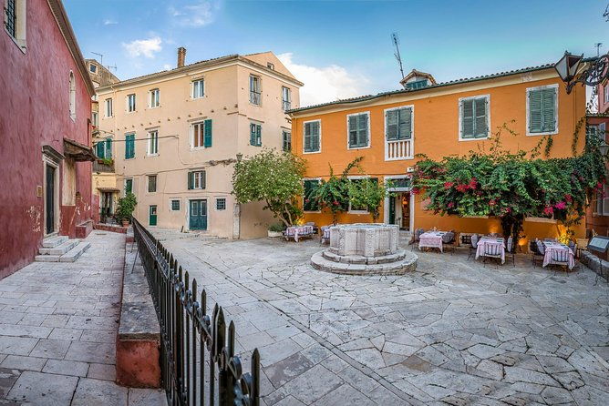 photography-workshop-tour-in-corfu-old-town