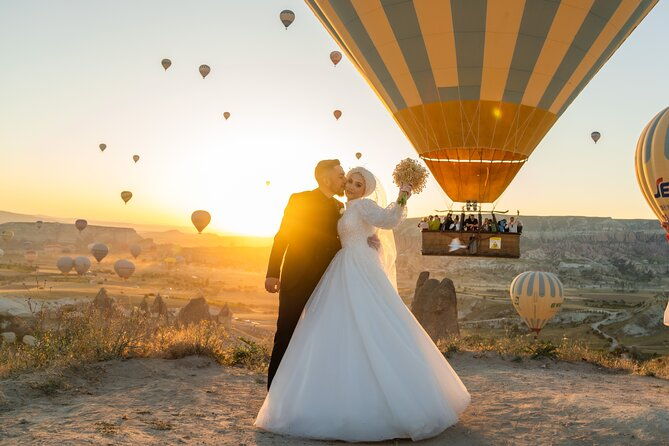 photoshoot-experience-in-cappadocia-with-flying-dress