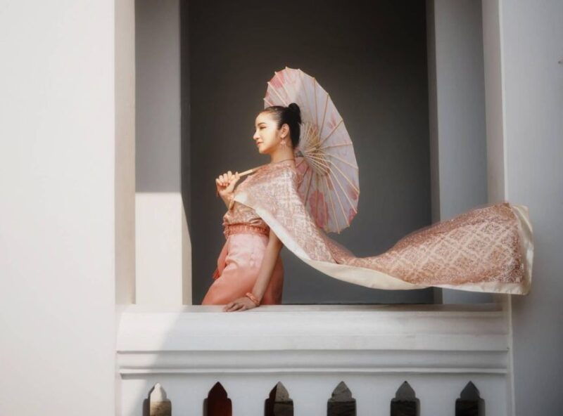 photoshoot-in-thai-costume
