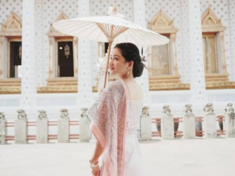 photoshoot-in-thai-costume