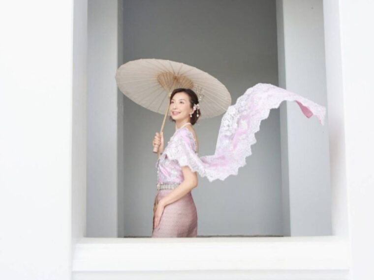 photoshoot-in-thai-costume