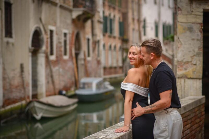 photoshoot-in-venice-your-story-our-lens-book-now