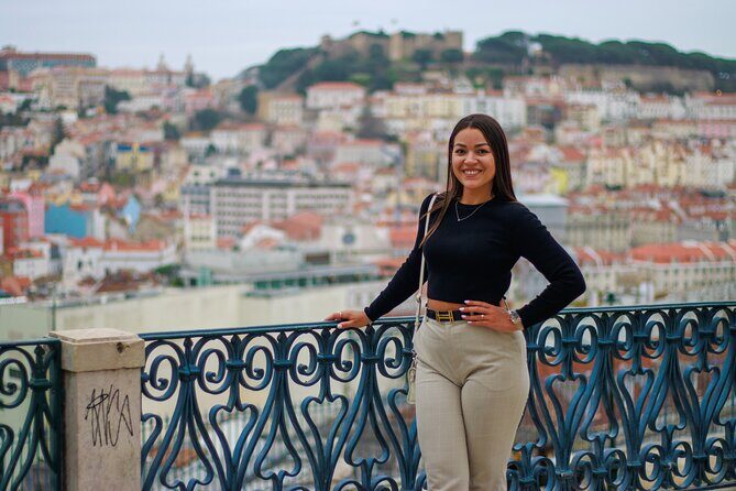 Photoshoot with a Local Professional Photographer in Lisbon - Authentic Feedback from Travelers