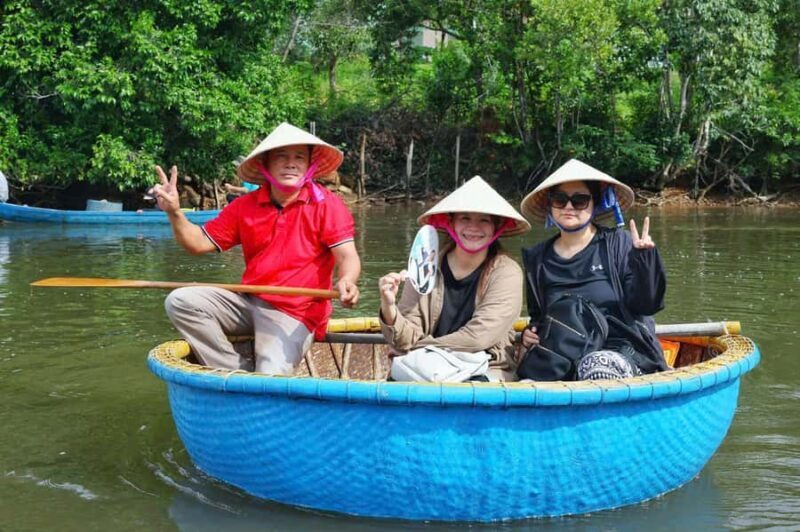 Phu Quoc: Bamboo Basket Boat Tour on Cua Can River - A closer look at the Bamboo Basket Boat Experience