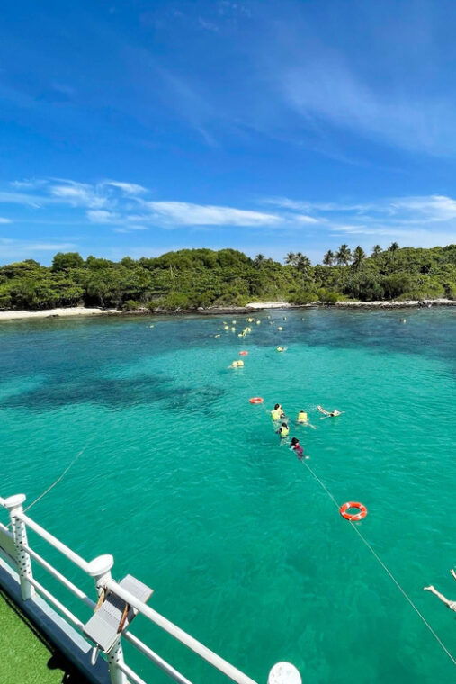 phu-quoc-cable-car-and-4-islands-trip-by-speedboat