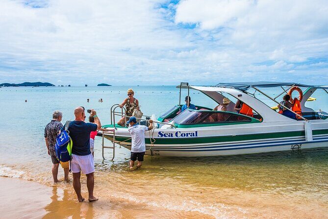 Phu Quoc Full Day Luxury Tour, Discover 4 Islands with Cable Car - Mây Rút Trong Islet: Relaxation and Sea Bathing