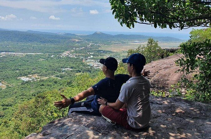 Phu Quoc Tien Son Dinh Full Day Trekking Tour - FAQ