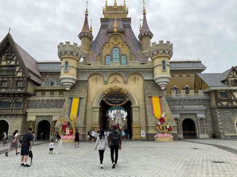 Phu Quoc VinWonders Theme Park And Safari Wildlife Tour - An Overview of the Tour Experience