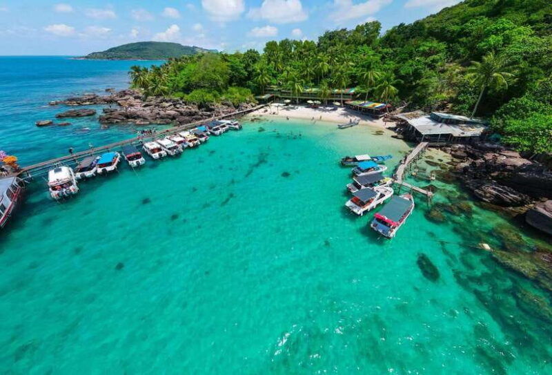 phu-quoc-xuong-island-gam-ghi-island-may-rut-trong-island