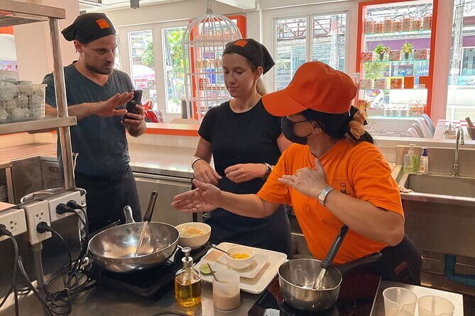 Phuket 10+ Tastings Food Tour & Charming Old Town - The Value of This Food Tour