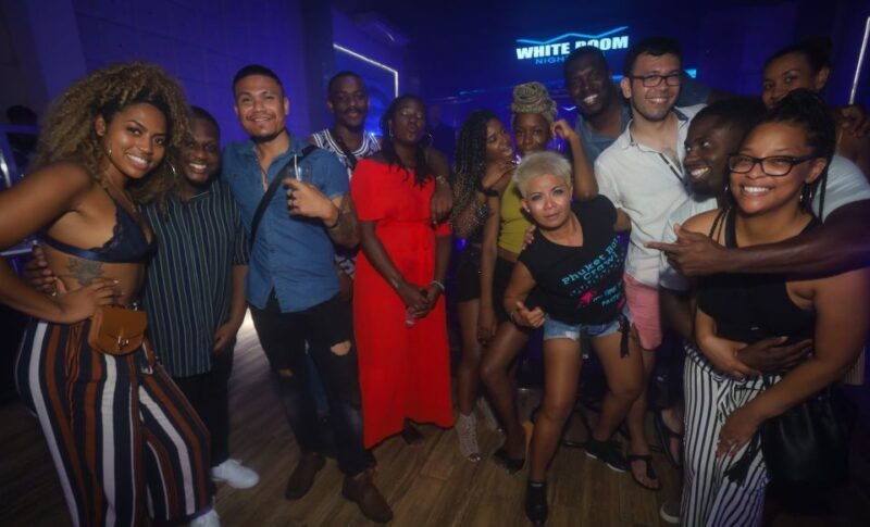 phuket-bar-crawl-tour