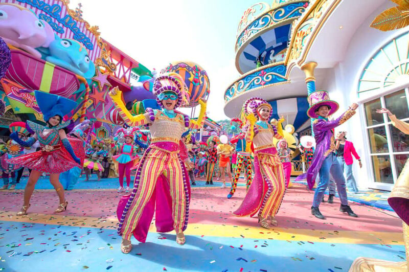 Phuket: Carnival Magic Ticket with Transfer Option - Who Is This Experience Best For?