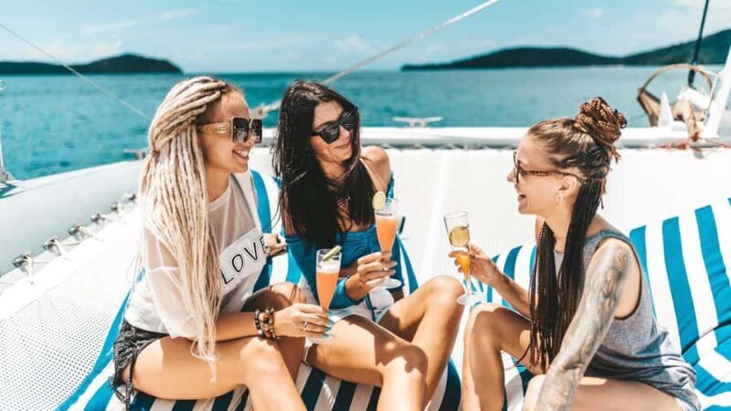 PHUKET: Catamaran CORAL+RACHA with Waterslide&Lunch&transfer - Who Will Love This Tour?