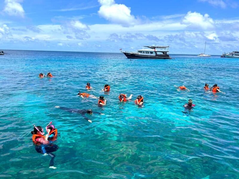 Phuket: Coral & Racha Islands Speedboat Day Trip with Lunch - Key Points