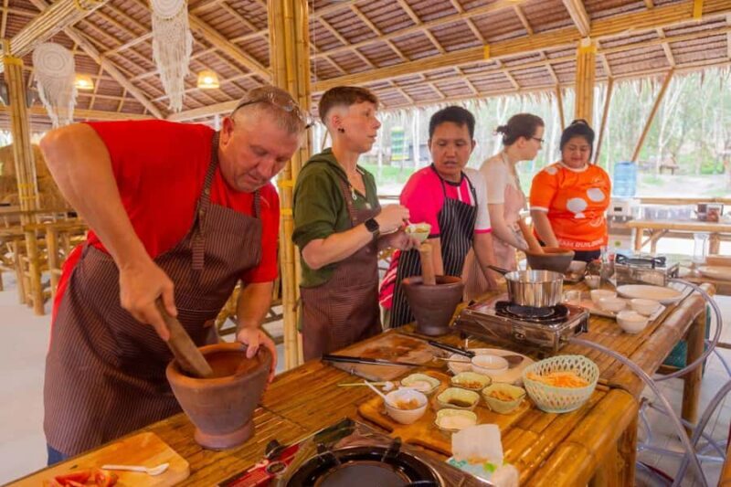 Phuket: Elephant Sanctuary Tour, Cooking Class & Lunch - What Makes This Tour Stand Out?