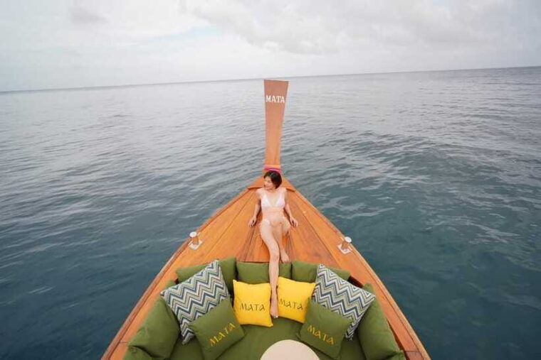 phuket-half-day-coral-maiton-by-luxury-long-tail-boat