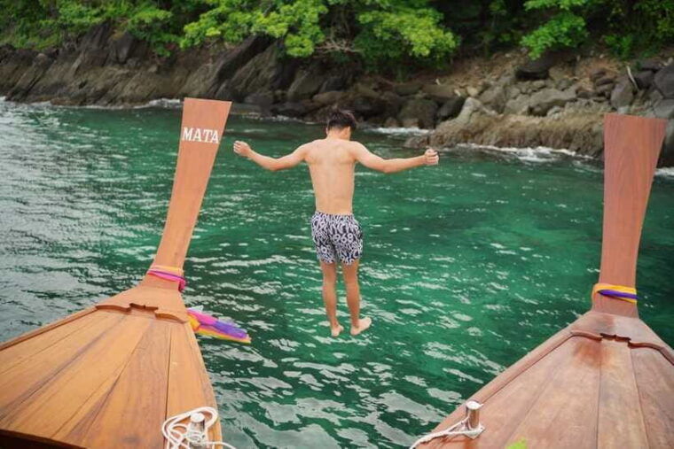 phuket-half-day-coral-maiton-by-luxury-long-tail-boat