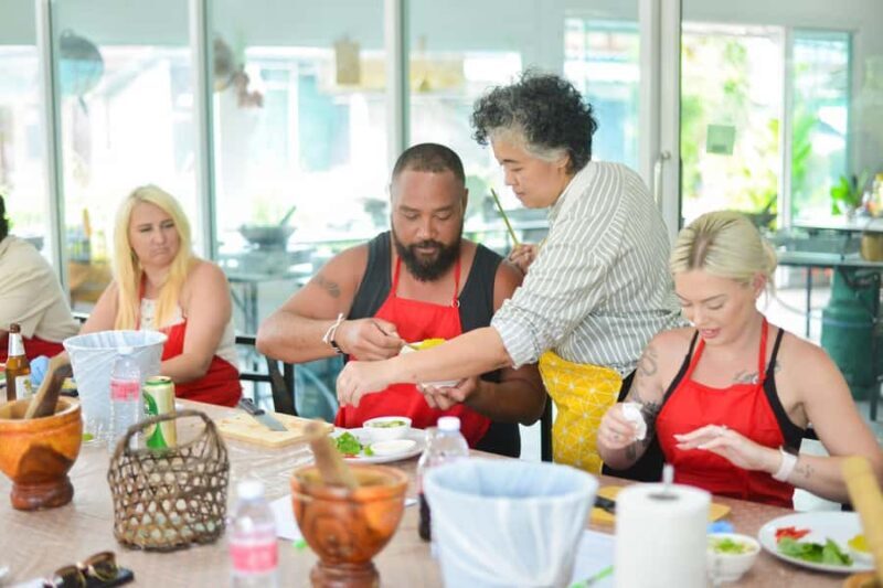 Phuket: Half Day Thai Cooking Experience with Market Tour - Key Points