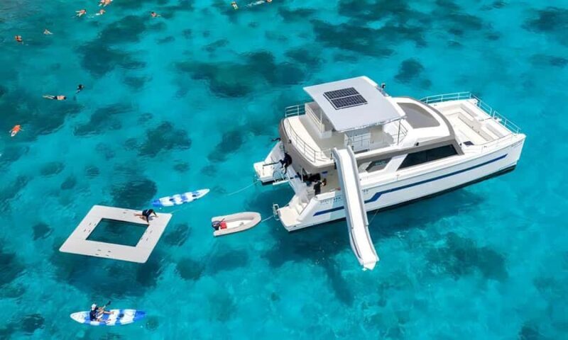 Phuket: Indigo Luxury Yacht to Phi Phi, Maya & Maithon - The Boat and Onboard Experience