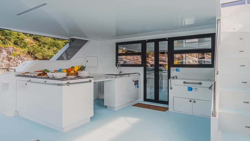 Phuket: Indigo Luxury Yacht to Phi Phi, Maya & Maithon - The Pros and Cons