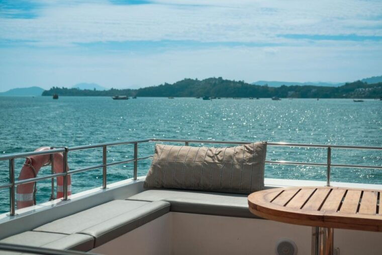 phuket-james-bond-island-and-phang-nga-bay-by-premium-yacht