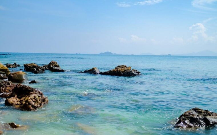 phuket-khai-and-maiton-half-day-trip-by-premium-speedboat