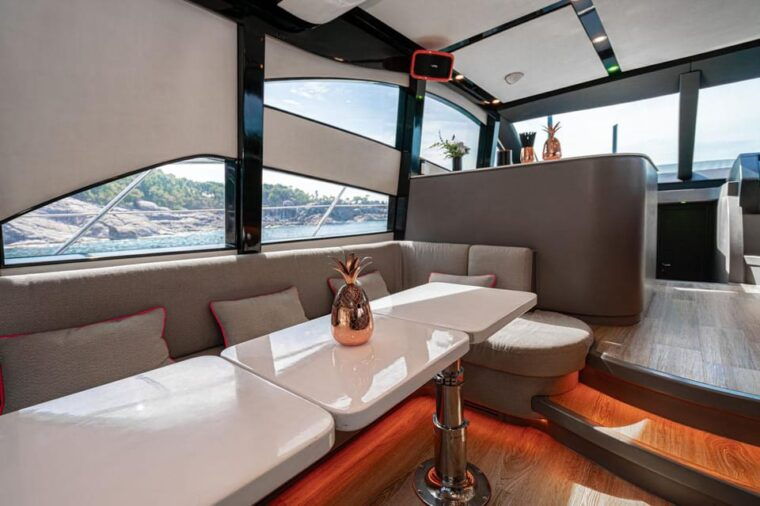 phuket-luxury-hype-yacht-to-phang-nga-bay-and-hong-island