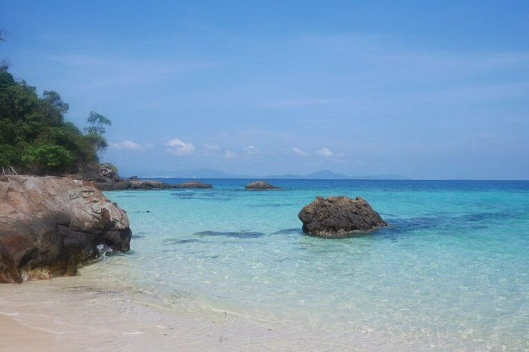 phuket-maiton-island-private-speedboat-charter